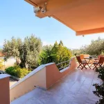 Grandvillle Escape With Breathtaking Views
