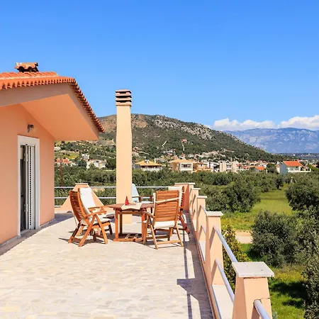 Grandvillle Escape With Breathtaking Views Vakantiehuis