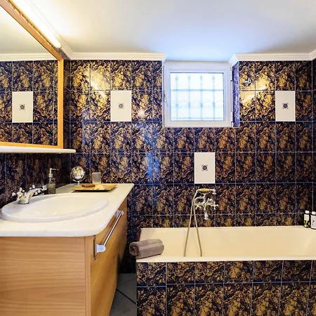 Grandvillle Escape With Breathtaking Views Holiday home *