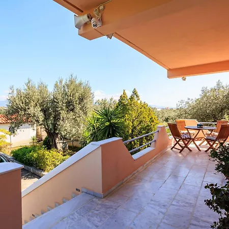 Grandvillle Escape With Breathtaking Views