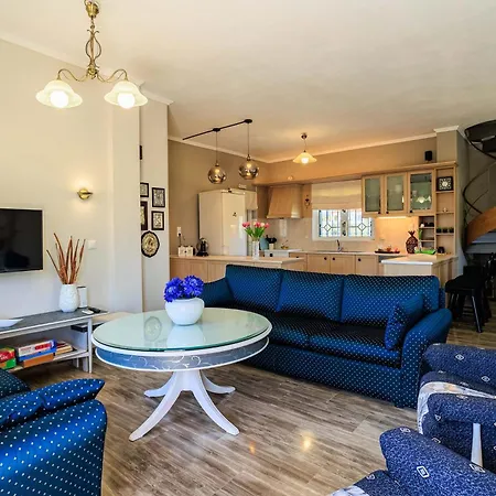 Grandvillle Escape With Breathtaking Views Semesterbostad *