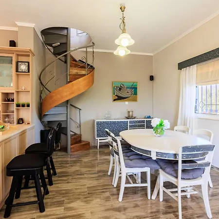 Grandvillle Escape With Breathtaking Views Semesterbostad