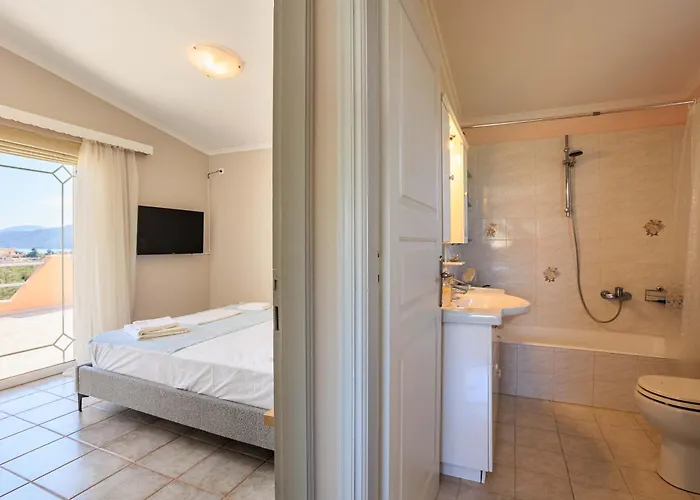 Grandvillle Escape With Breathtaking Views Galatakion