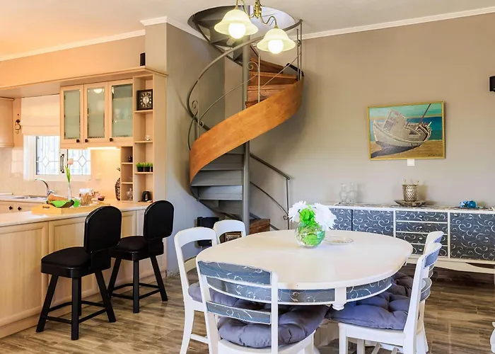 Grandvillle Escape With Breathtaking Views * Galatakion